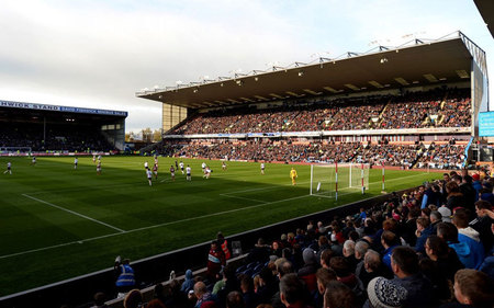 也為這場即 也為這場即